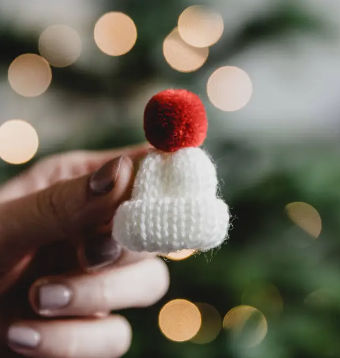 Christmas Knitted Bobble Hat Badge - Green/Red Pom Pom